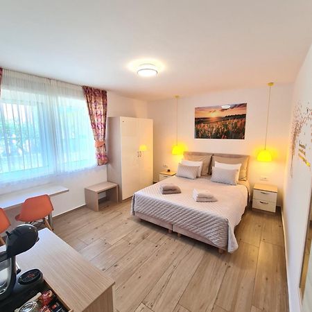 Coloured Rooms Сплит Экстерьер фото