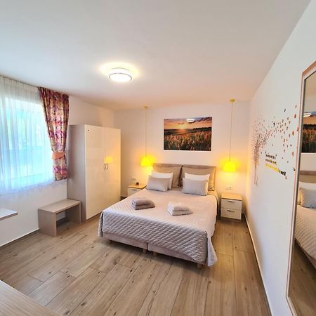 Coloured Rooms Сплит Экстерьер фото